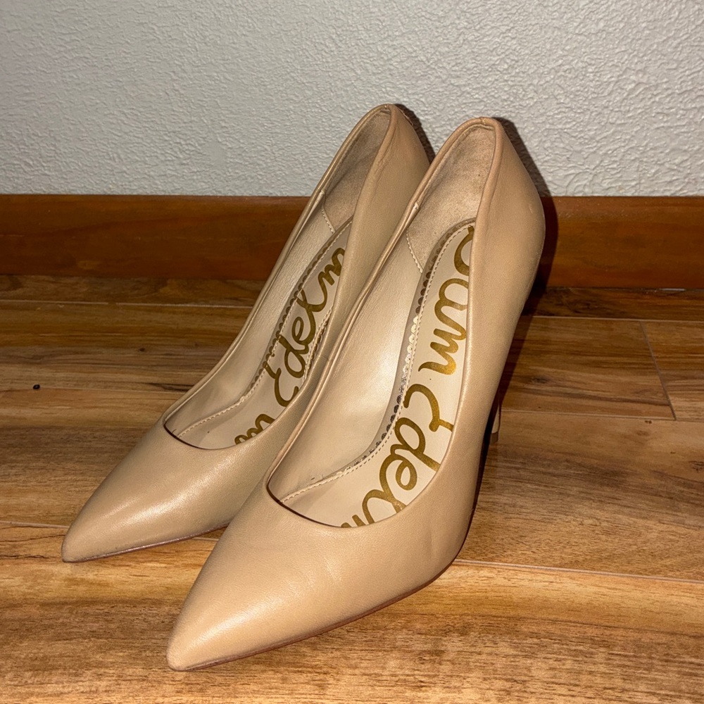 Sam Edelman DANNA Pointed Toe Pump- size 8